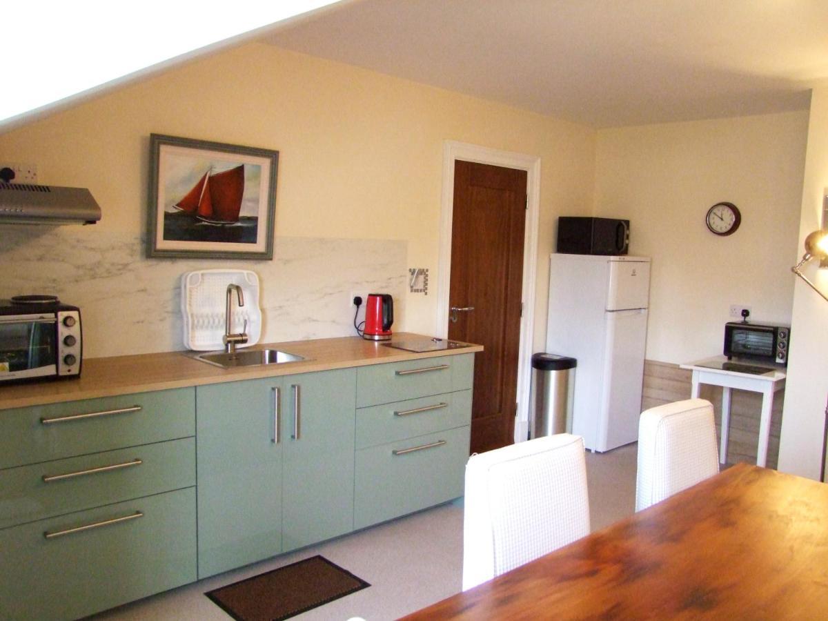 ראונדווד Glendalough Scenery Farmhouse מראה חיצוני תמונה